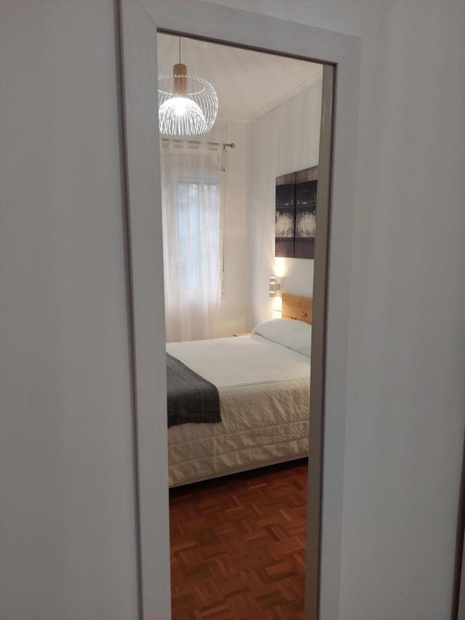 Piso Luminoso, Amplio Y Tranquilo En Casco Viejo Apartment Bilbao Bagian luar foto